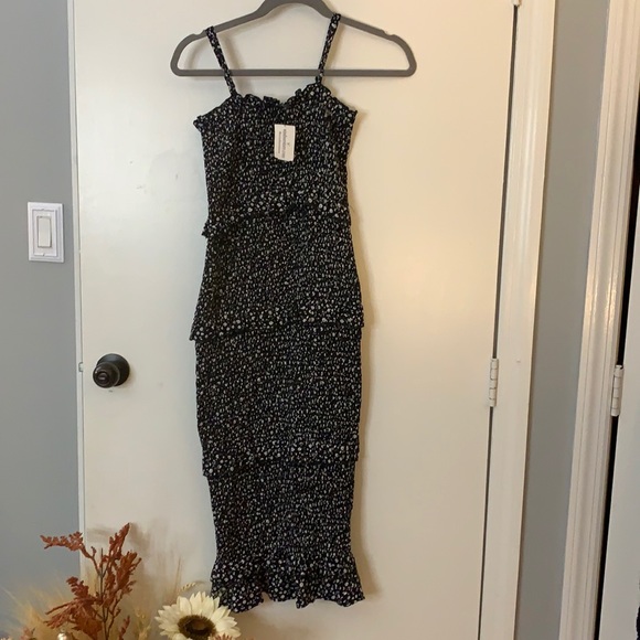 Floral midi dress - Picture 1 of 4